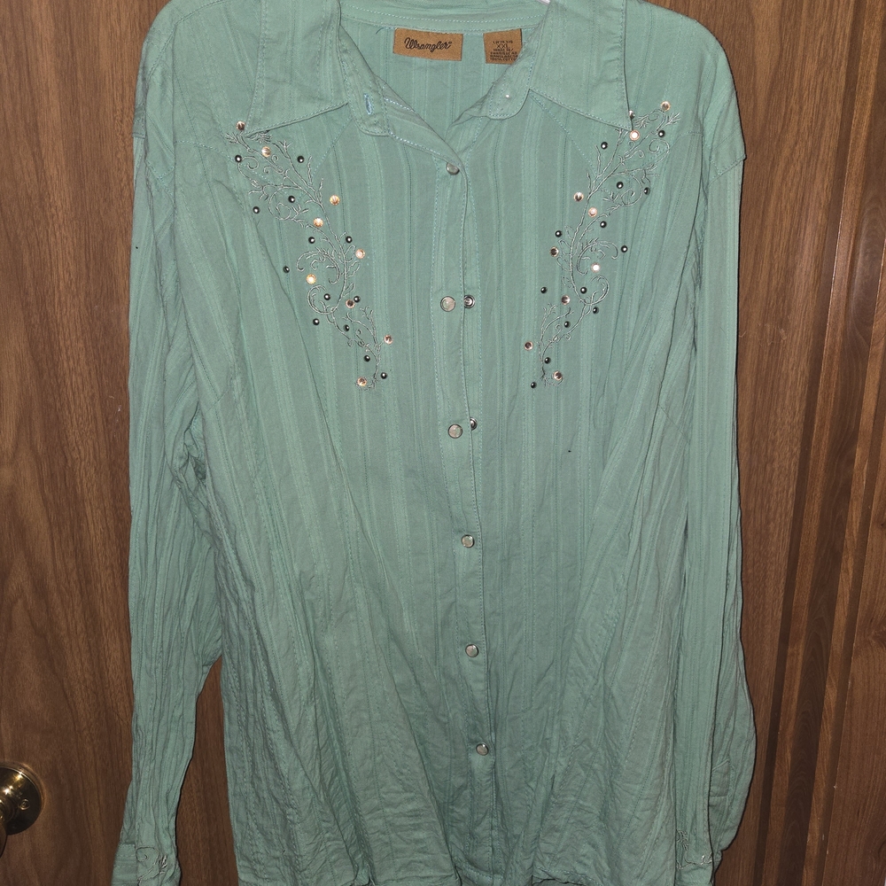 Wrangler Mint Green Embroidered Button-Down Women's Shirt
